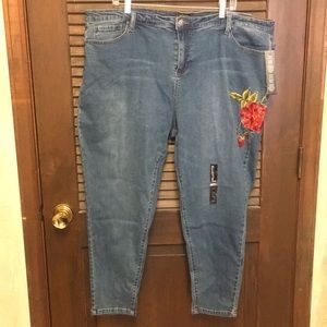 Embroidered denim capris
